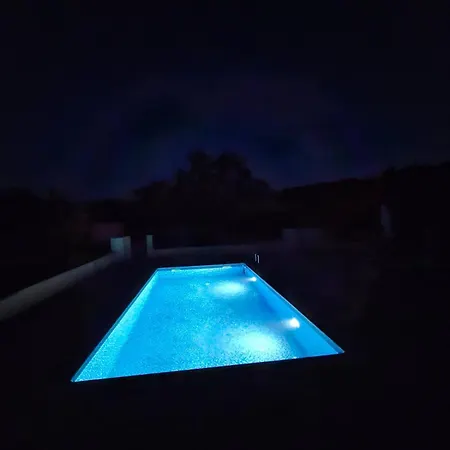 Aurora Salakovci 公寓 *